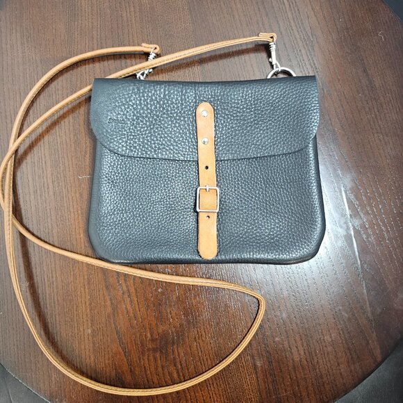 Spring Finn & Co. Trotter Soft Leather Crossbody Bag Black - Picture 1 of 3
